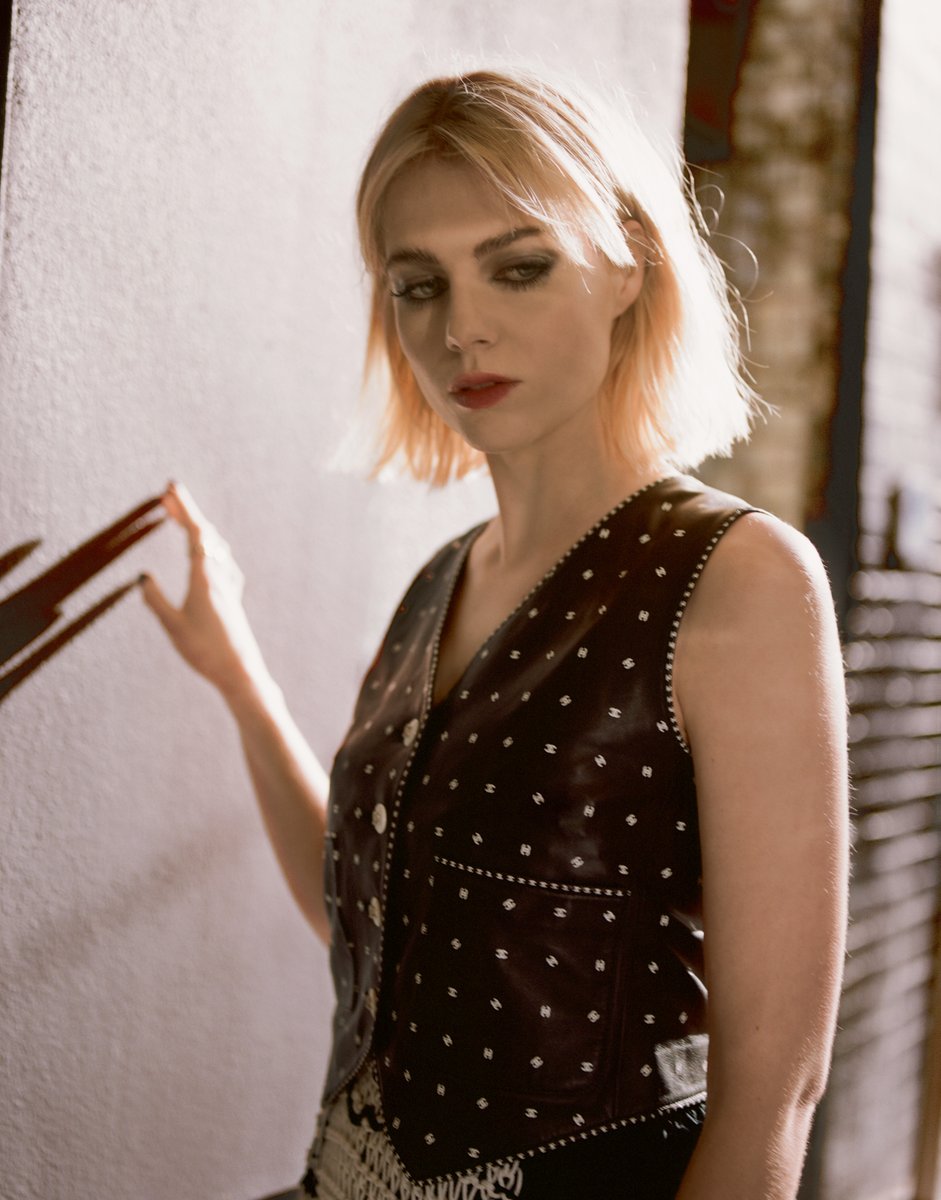 Фото проекта LUCY BOYNTON INSTYLE 2021
